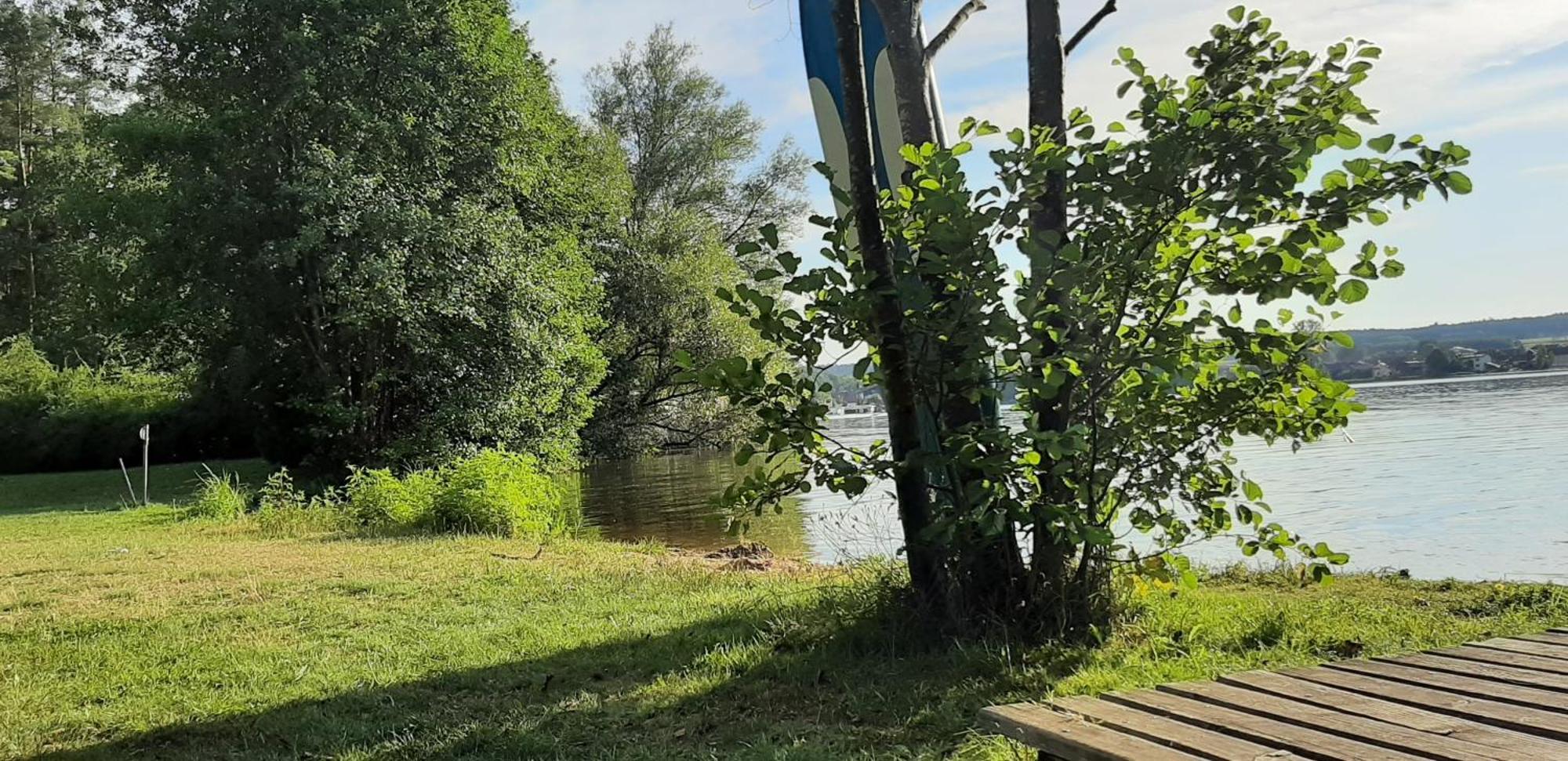 Bungalow Direkt Am See, Mit Eigenem Boot Roding Bagian luar foto